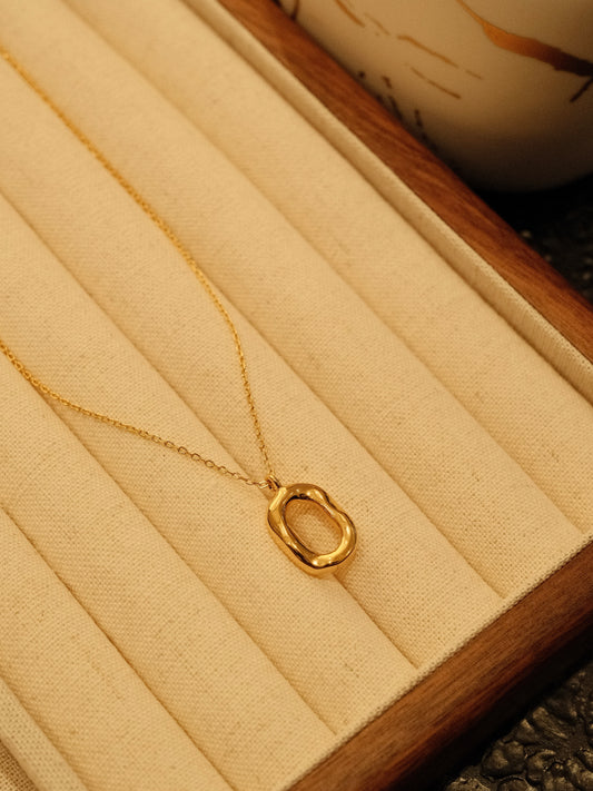 Oval Necklace